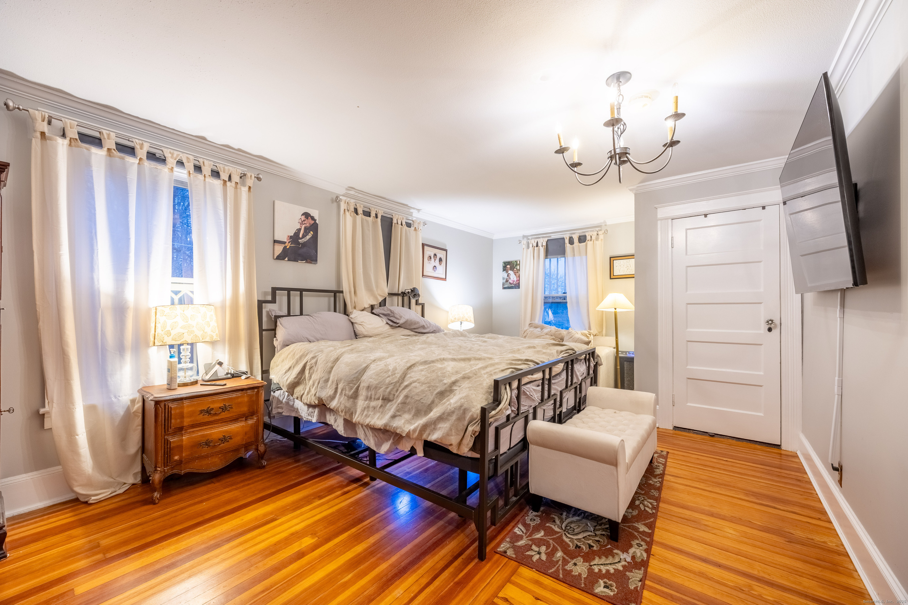 Photo 25 of 139 Grove Street, Bristol, CT