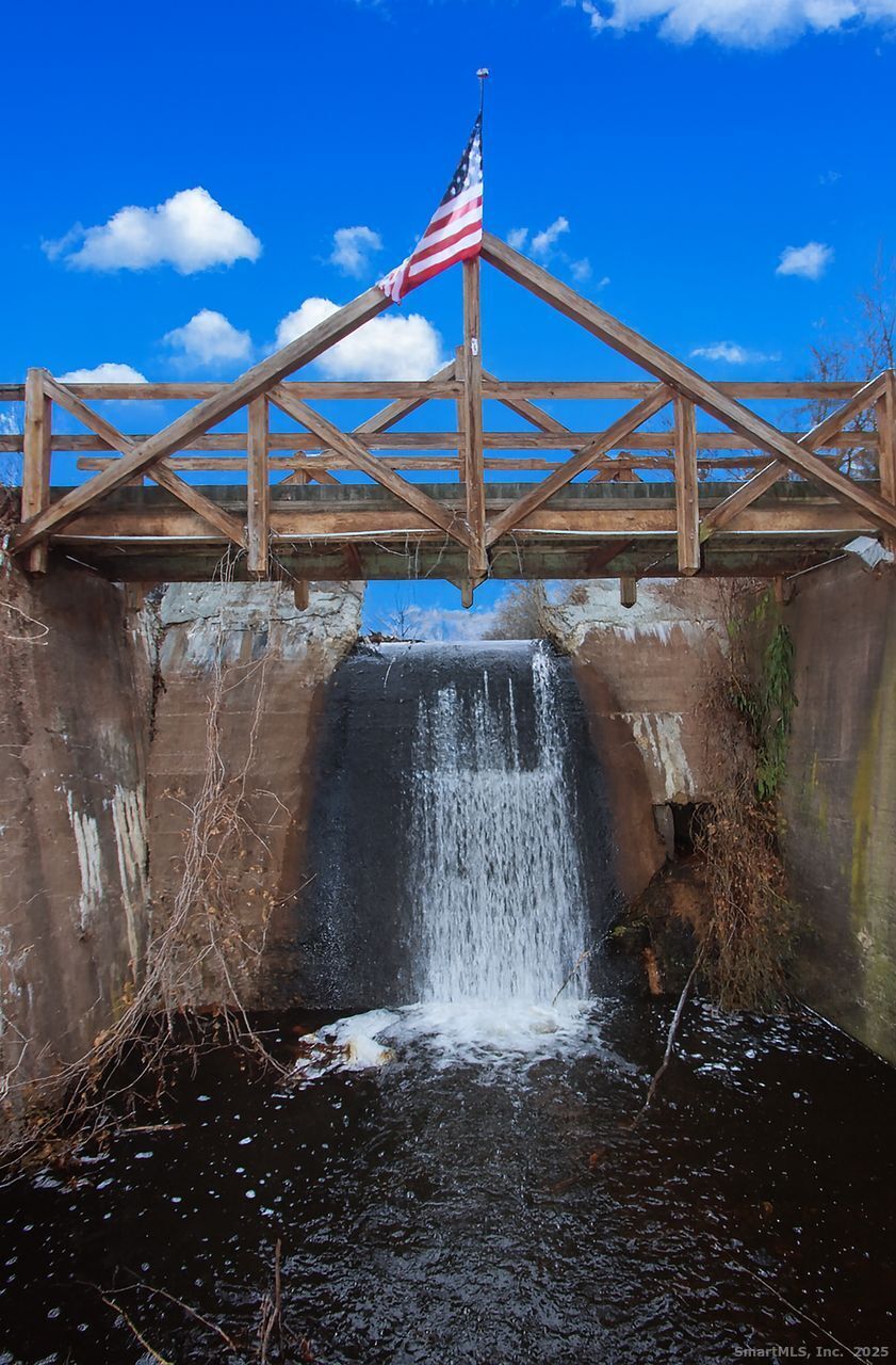 Photo 39 of 222 Williams Street, Glastonbury, CT