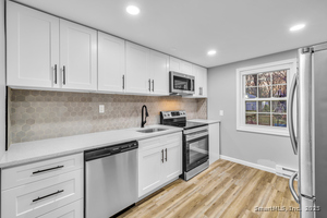 Homes for sale in Ledyard, CT | 120 Gallup Hill Rd #APT 3C, Ledyard, CT 06339 | MLS# 24142907