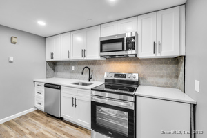 Homes for sale in Ledyard, CT | 120 Gallup Hill Rd #APT 3C, Ledyard, CT 06339 | MLS# 24142907