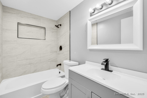 Homes for sale in Ledyard, CT | 120 Gallup Hill Rd #APT 3C, Ledyard, CT 06339 | MLS# 24142907