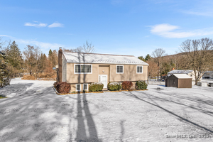 Homes for sale in New Milford, CT | 48 Cedar Hill Rd, New Milford, CT 06755 | MLS# 24142667