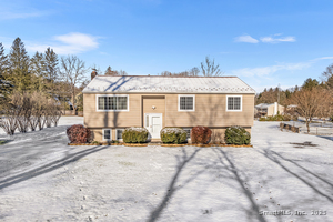 Homes for sale in New Milford, CT | 48 Cedar Hill Rd, New Milford, CT 06755 | MLS# 24142667