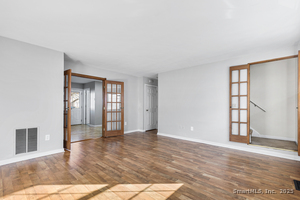 Homes for sale in Danbury, CT | 1 Union Ave #11, Danbury, CT 06810 | MLS# 24137688