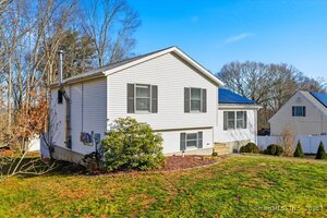 Homes for sale in Montville, CT | 36 Richard Brown Dr, Montville, CT 06382 | MLS# 24143292