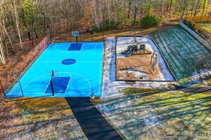 Homes for sale in Montville, CT | 36 Richard Brown Dr, Montville, CT 06382 | MLS# 24143292