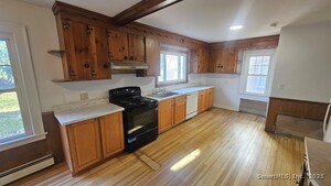 Homes for sale in Middletown, CT | 21 Rome Ave, Middletown, CT 06457 | MLS# 24143435