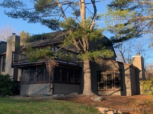 Homes for sale in Avon, CT | 39 Heritage Dr #39, Avon, CT 06001 | MLS# 24142598