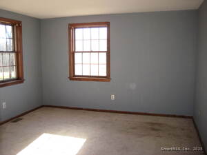 Homes for sale in Ellington, CT | 254 Jobs Hill Rd, Ellington, CT 06029 | MLS# 24143488