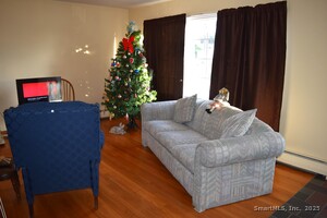 Homes for sale in Stratford, CT | 244 Rockland Ave, Stratford, CT 06614 | MLS# 24143345