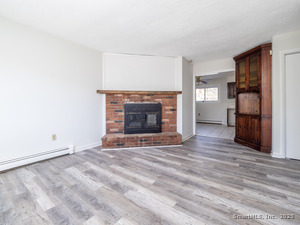 Homes for sale in Danbury, CT | 17 Bergh St, Danbury, CT 06810 | MLS# 24143266