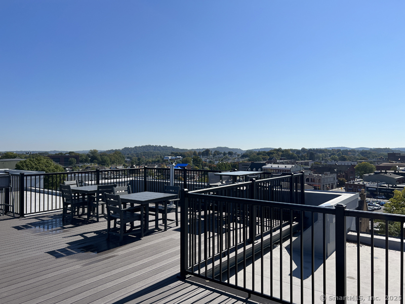 Photo 11 of 30 Crosby Street, Danbury, CT