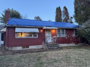 Homes for sale in Chester, CT | 19 Castle View Dr, Chester, CT 06412 | MLS# 24142850