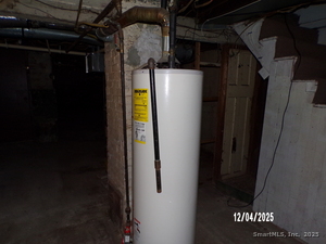 Homes for sale in Ansonia, CT | 103 Myrtle Ave, Ansonia, CT 06401 | MLS# 24143222