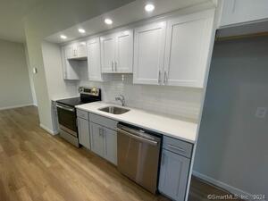 Homes for sale in Tolland, CT | 69 Belvedere Dr #69, Tolland, CT 06084 | MLS# 24143619