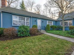 Homes for sale in Madison, CT | 3 Essex Ln #3, Madison, CT 06443 | MLS# 24143029