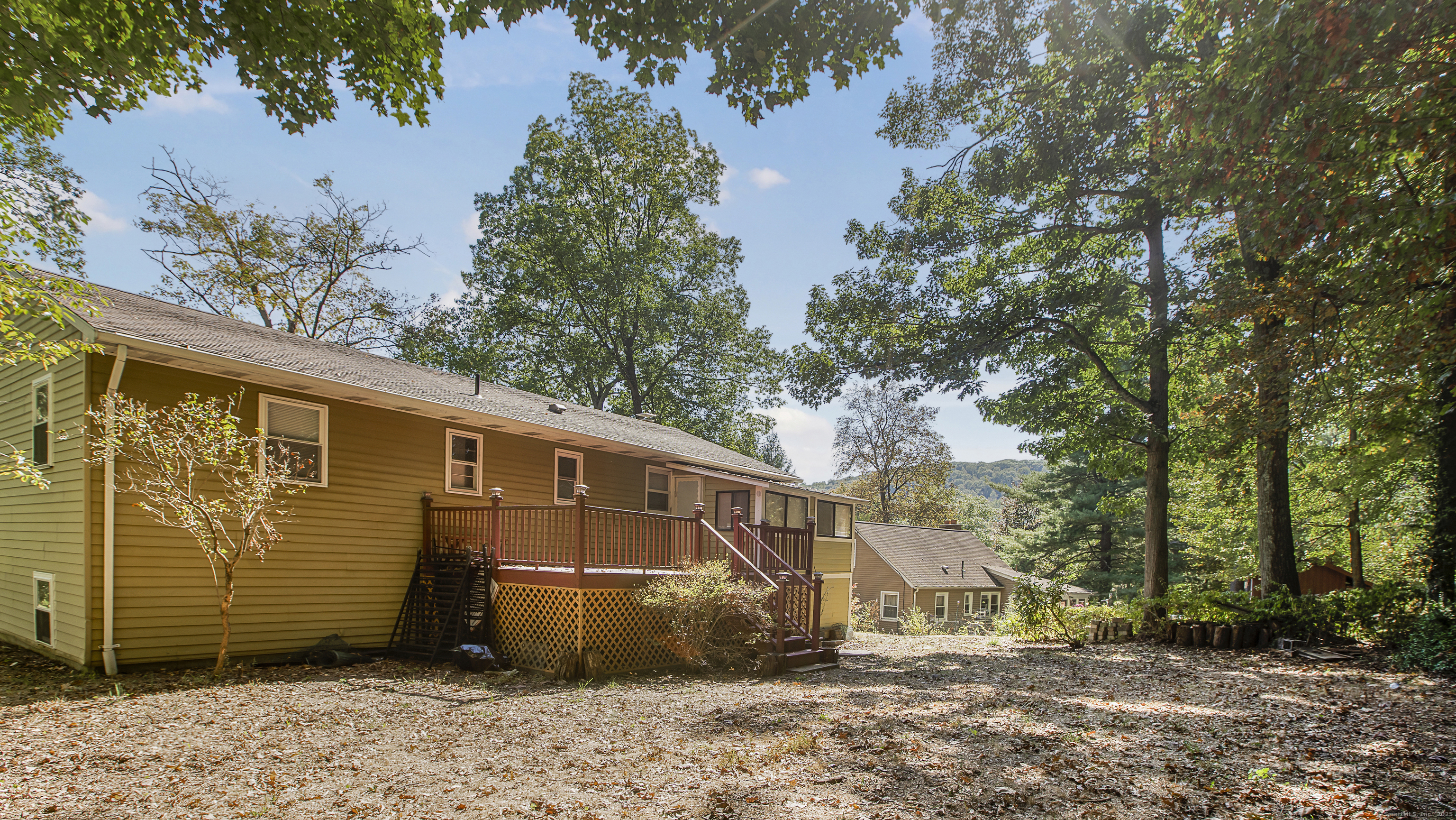 Homes for sale in Naugatuck, CT | 739 Field St, Naugatuck, CT 06770 | MLS# 24143672