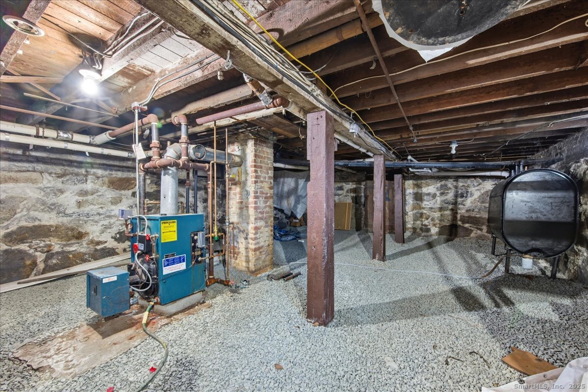 Homes for sale in Norwich, CT | 33 Division St, Norwich, CT 06360 | MLS# 24143605