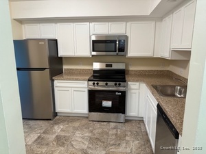 Homes for sale in West Haven, CT | 79 Claudia Dr #APT 354, West Haven, CT 06516 | MLS# 24143623