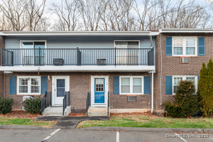 Homes for sale in Cheshire, CT | 14 Woodridge Dr #14, Cheshire, CT 06410 | MLS# 24143532