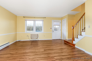 Homes for sale in Cheshire, CT | 14 Woodridge Dr #14, Cheshire, CT 06410 | MLS# 24143532