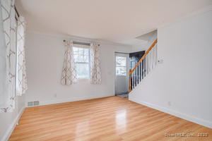 Homes for sale in Stamford, CT | 114 Sylvan Knoll Rd, Stamford, CT 06902 | MLS# 24143568