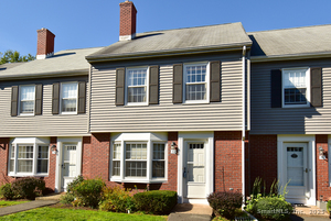 Homes for sale in Wethersfield, CT | 7 Barrington Dr #APT C, Wethersfield, CT 06109 | MLS# 24143679