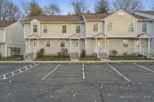 Homes for sale in Manchester, CT | 142 Marjorie Ln #142, Manchester, CT 06042 | MLS# 24143694