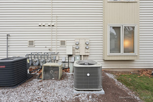 Homes for sale in Rocky Hill, CT | 46 Little Oak Ln #46, Rocky Hill, CT 06067 | MLS# 24117469