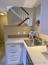 Homes for sale in Vernon, CT | 60 Old Town Rd #24, Vernon, CT 06066 | MLS# 24143770