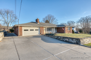 Homes for sale in Torrington, CT | 10 Mckay St, Torrington, CT 06790 | MLS# 24143479