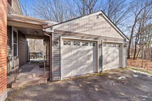 Homes for sale in East Hartford, CT | 250 Long Hill St, East Hartford, CT 06108 | MLS# 24143776