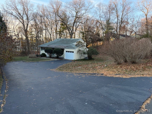 Homes for sale in Westport, CT | 29 Guyer Rd, Westport, CT 06880 | MLS# 24142691