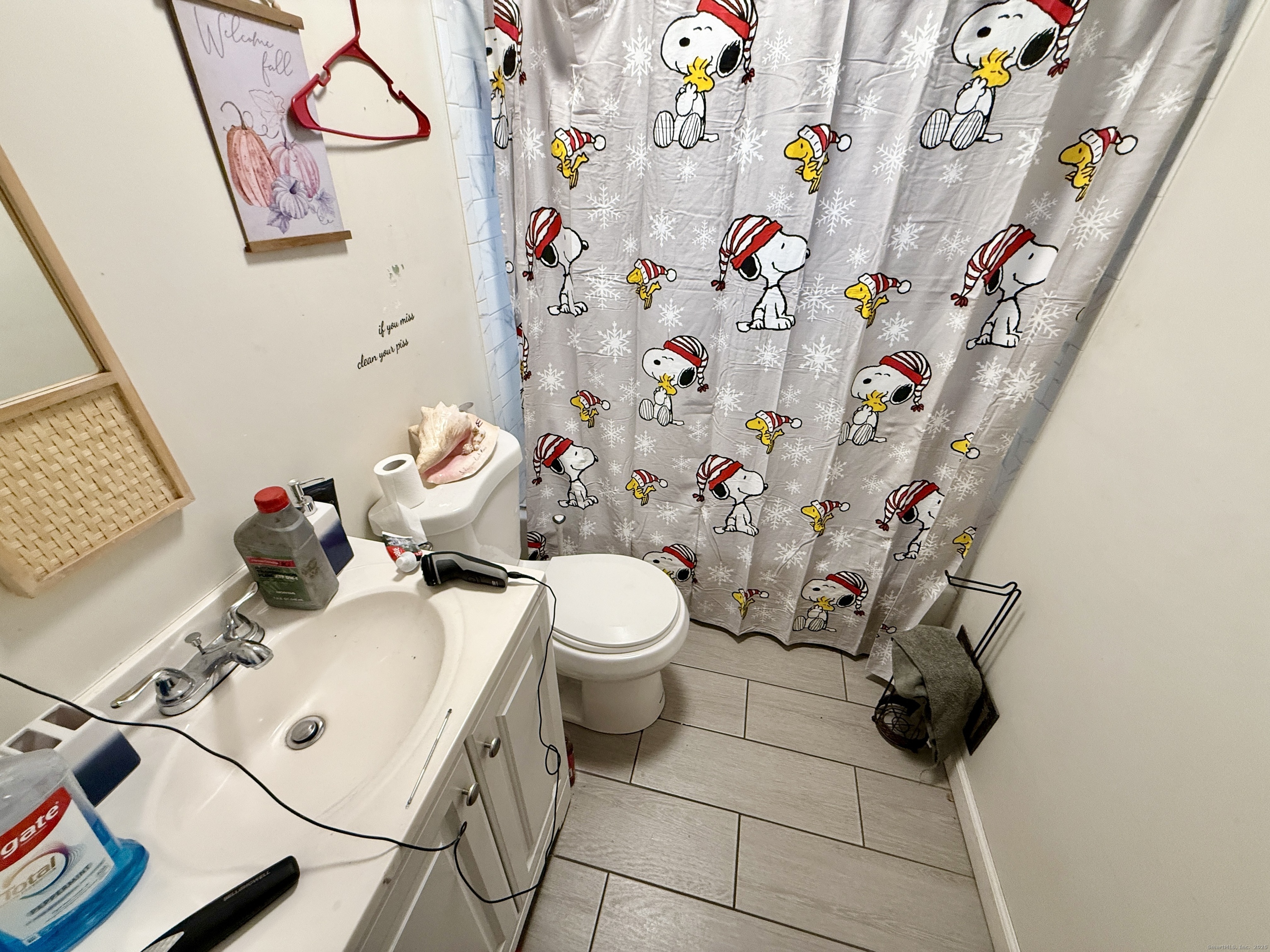 33 Newton, Hamden, 06514, 3 Bedrooms Bedrooms, 0 ,1 BathroomBathrooms,Single Family For Sale,For Sale,Newton,0,24143139