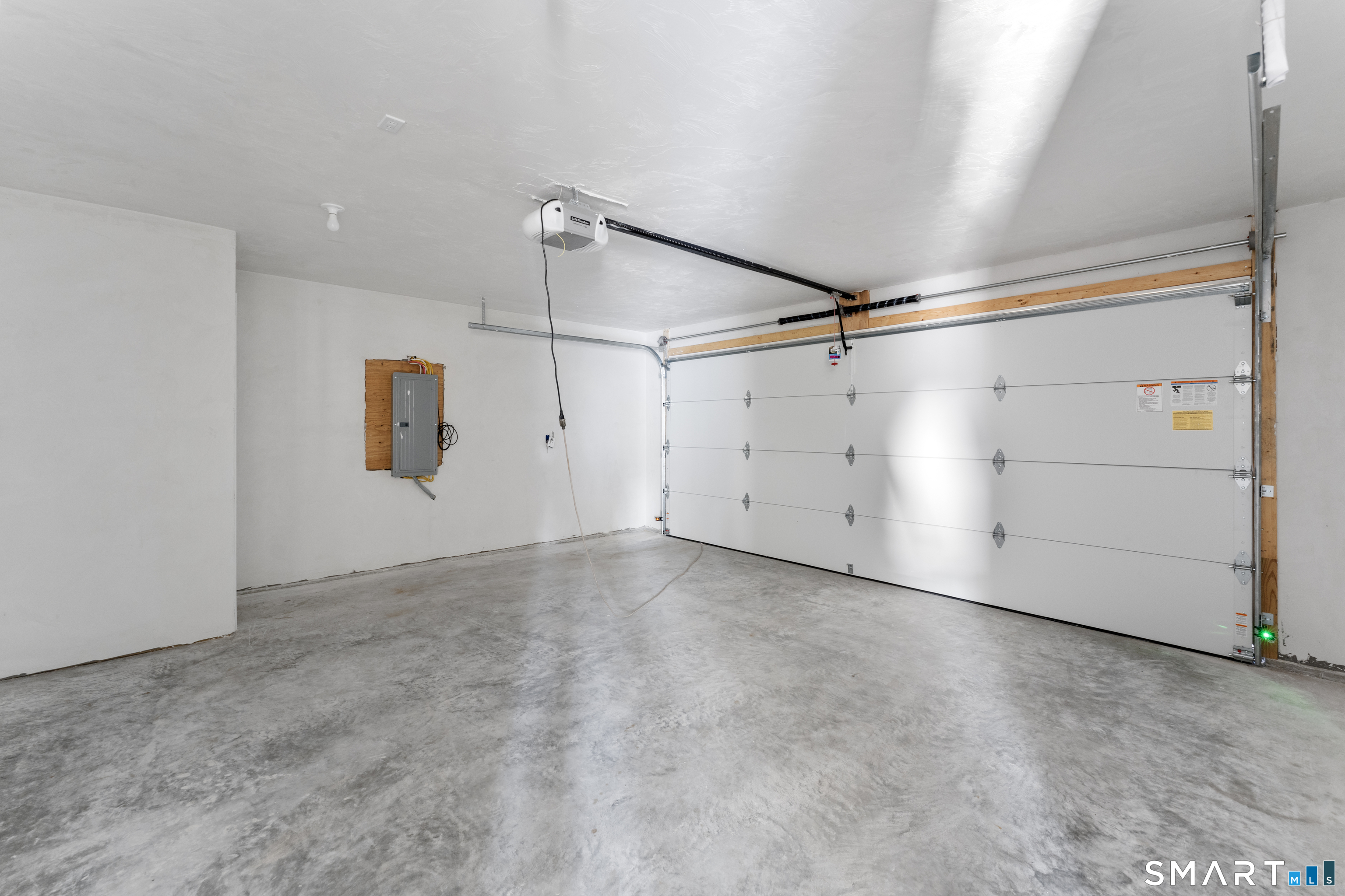 Homes for sale in Eastford, CT | 6 Nahaco Hill Ln, Eastford, CT 06242 | MLS# 24144283