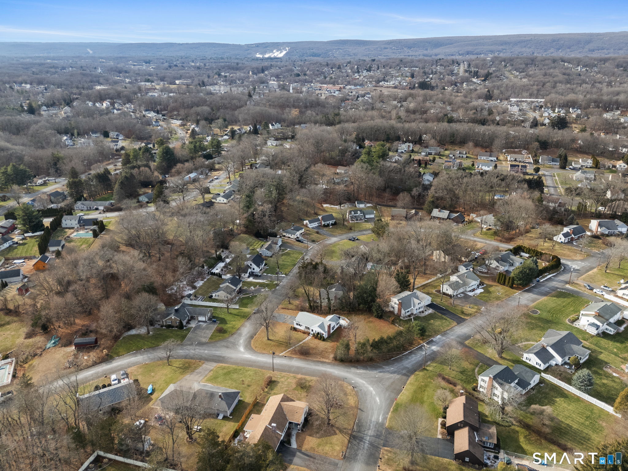 Homes for sale in Southington, CT | 46 Skyline Dr, Southington, CT 06489 | MLS# 24144479