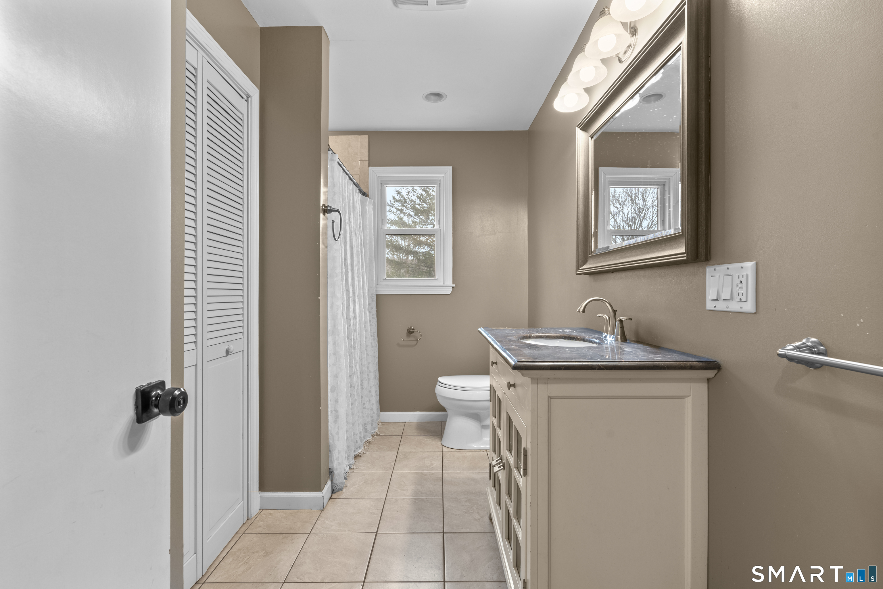 Photo 15 of 91 Benz Street, Ansonia, CT