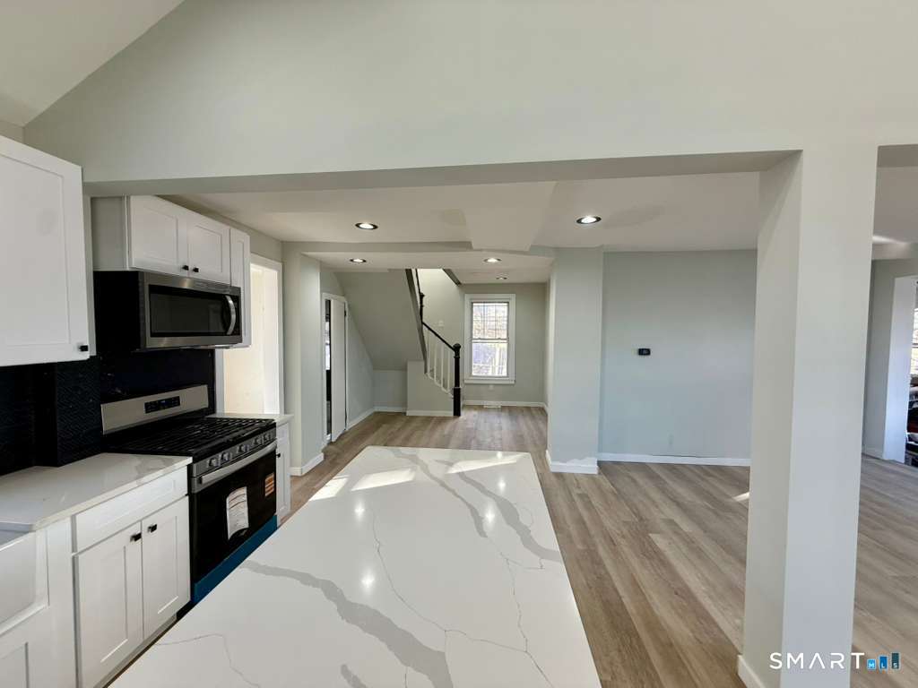 Homes for sale in West Haven, CT | 82 Hemlock St, West Haven, CT 06516 | MLS# 24144709