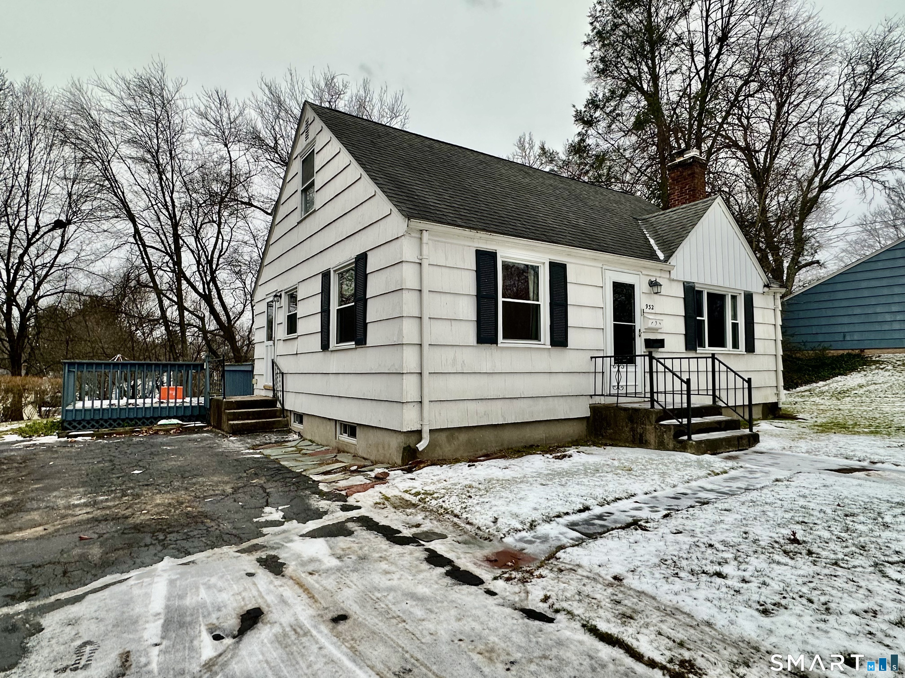 Homes for sale in Windsor, CT | 932 Worthy St, Windsor, CT 06095 | MLS# 24144729