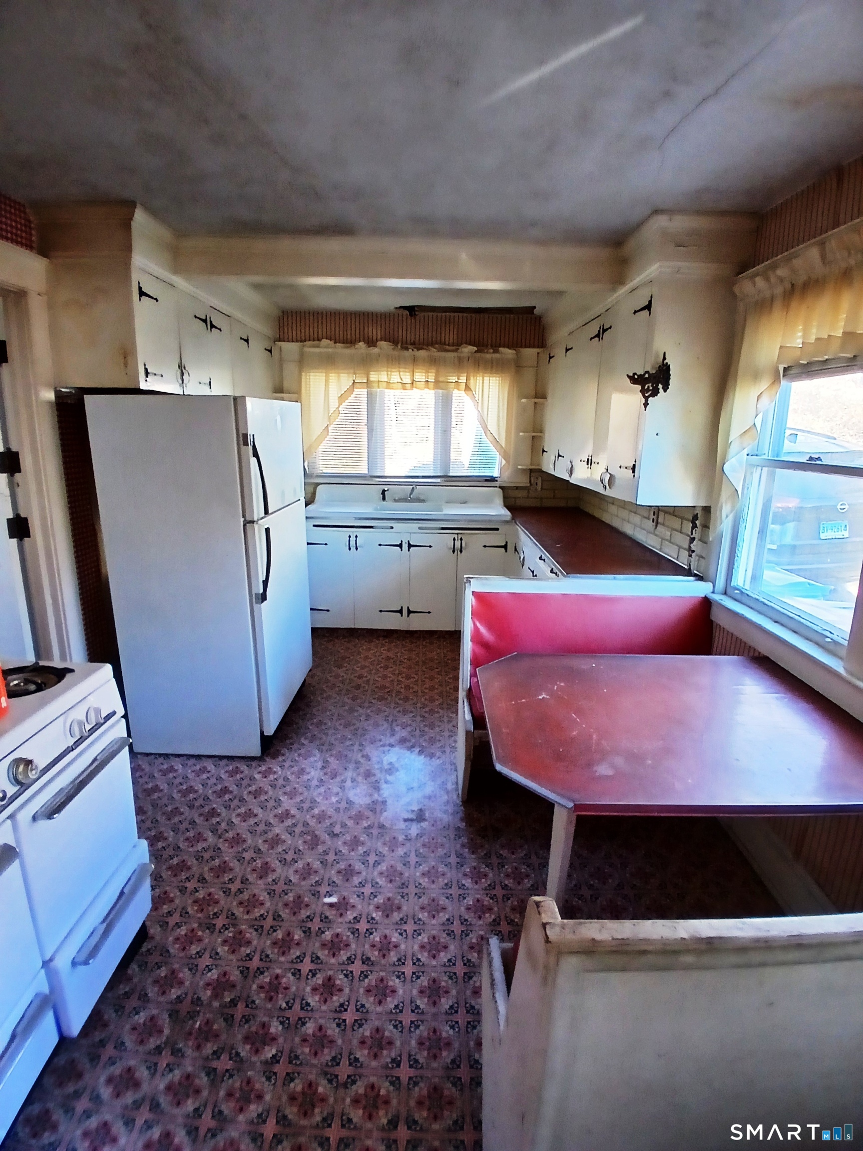 Homes for sale in Norwich, CT | 127 Maple St, Norwich, CT 06360 | MLS# 24144810