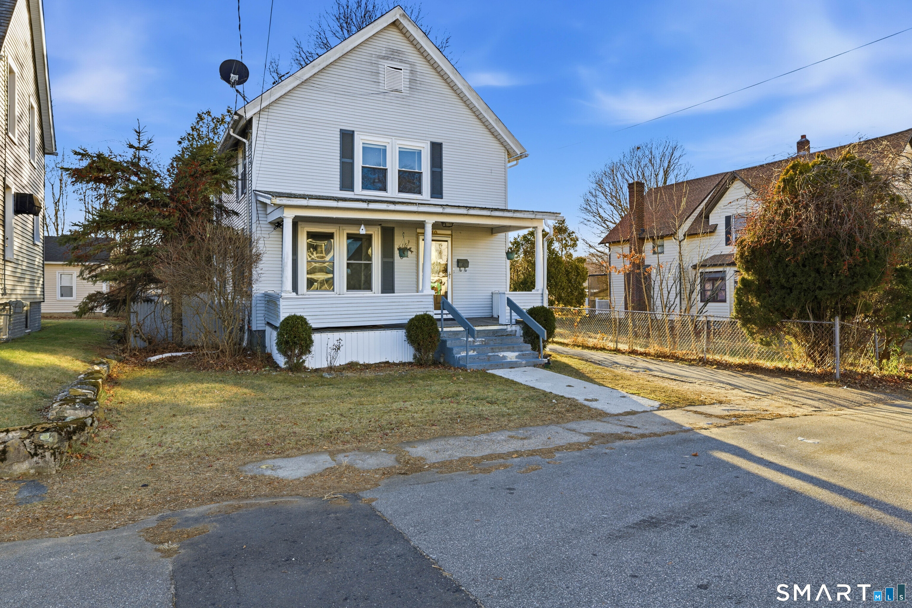 Homes for sale in Norwich, CT | 10 Russell Rd, Norwich, CT 06360 | MLS# 24144734