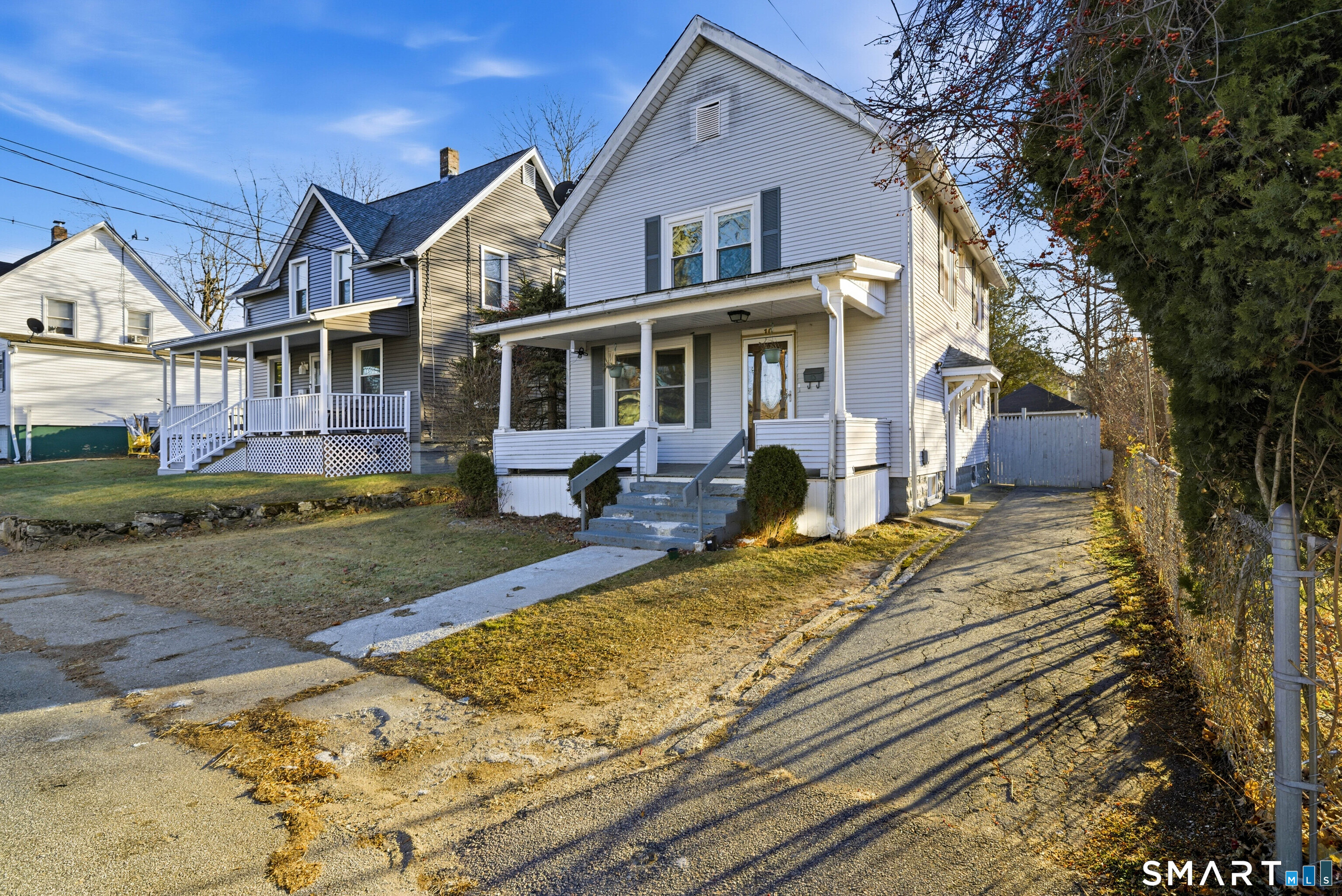 Homes for sale in Norwich, CT | 10 Russell Rd, Norwich, CT 06360 | MLS# 24144734