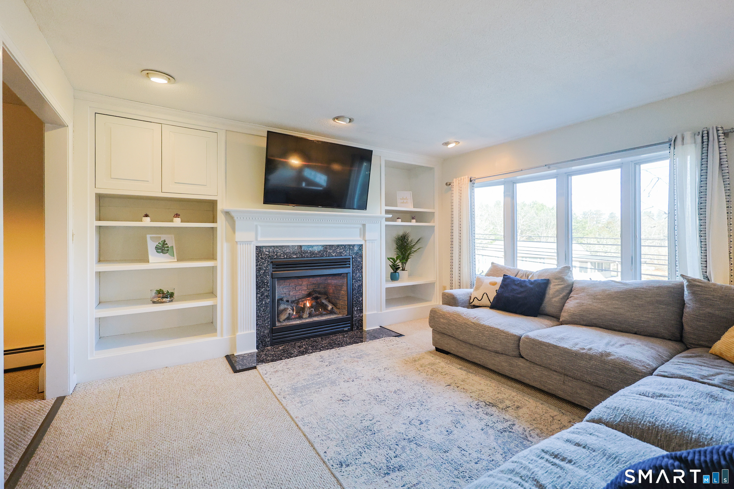 Homes for sale in Putnam, CT | 80 Sabin St, Putnam, CT 06260 | MLS# 24143015