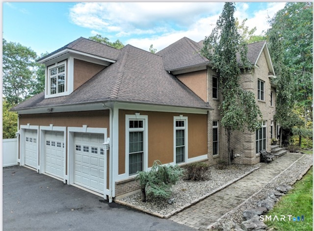 Homes for sale in Bristol, CT | 4 Southdown Dr, Bristol, CT 06010 | MLS# 24144612