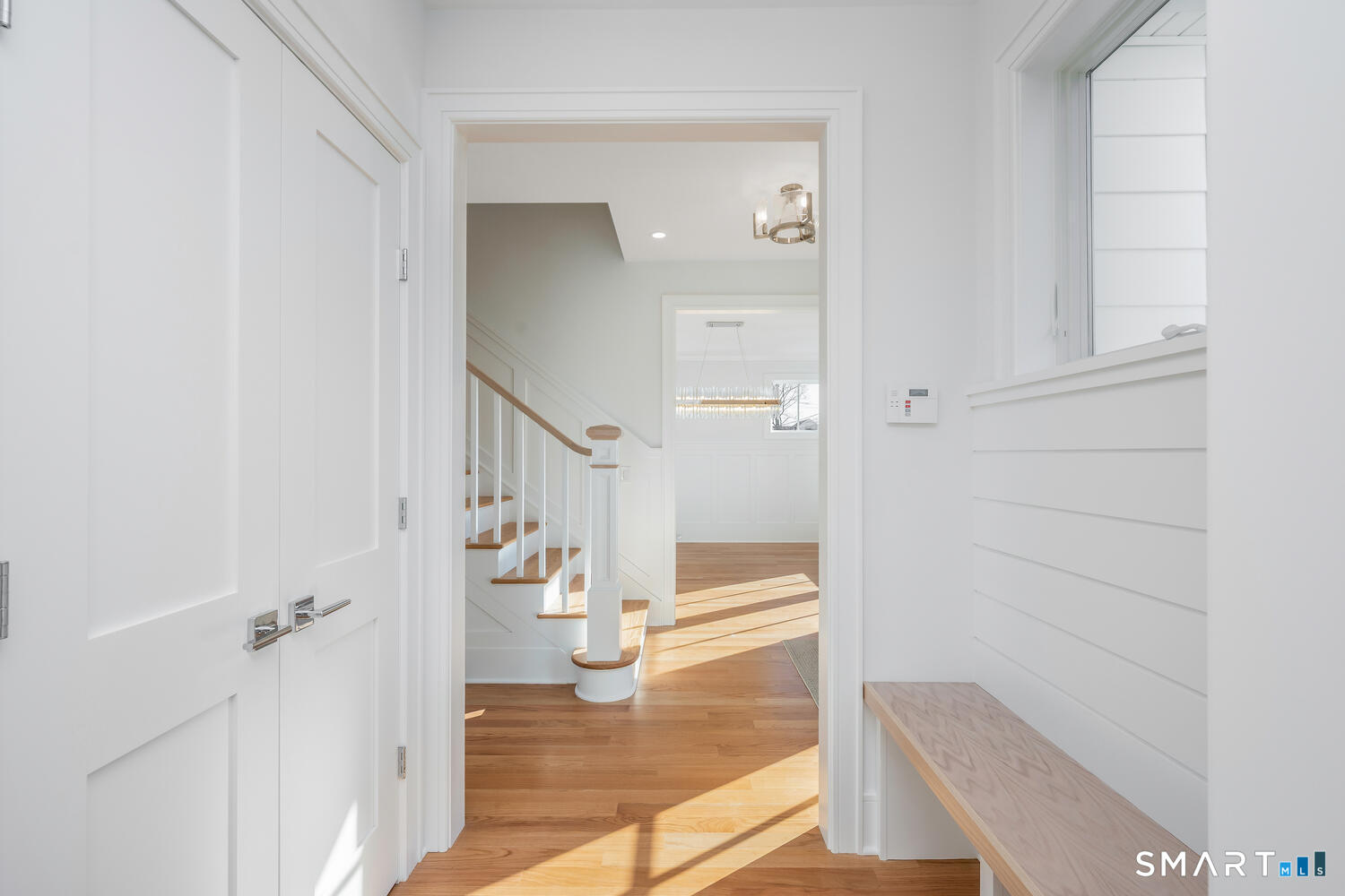 Homes for sale in Fairfield, CT | 127 Paul Pl, Fairfield, CT 06824 | MLS# 24129954