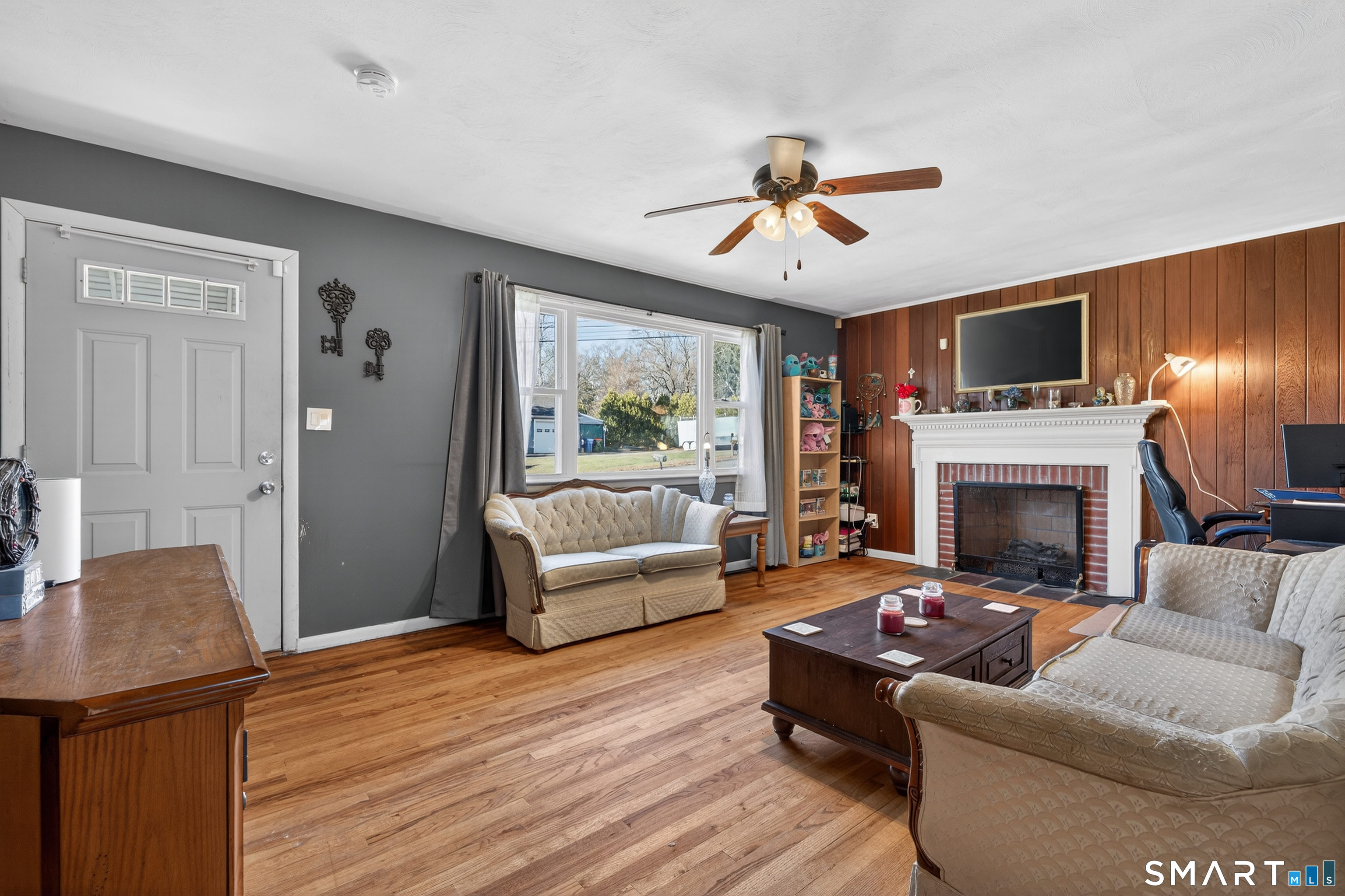 Homes for sale in Meriden, CT | 9 Milton Dr, Meriden, CT 06450 | MLS# 24144515