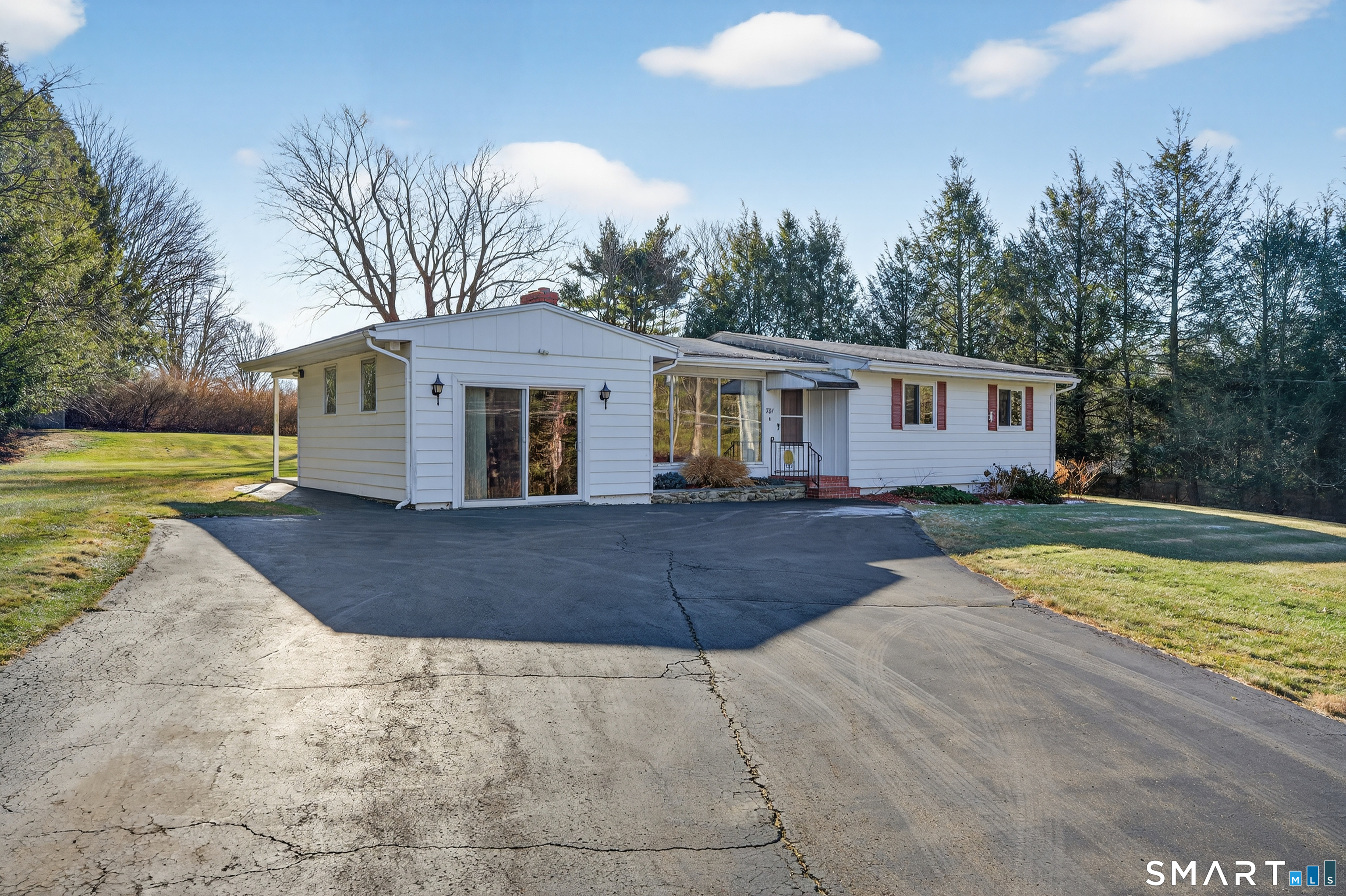 Homes for sale in Watertown, CT | 781 Hamilton Ave, Watertown, CT 06795 | MLS# 24144298