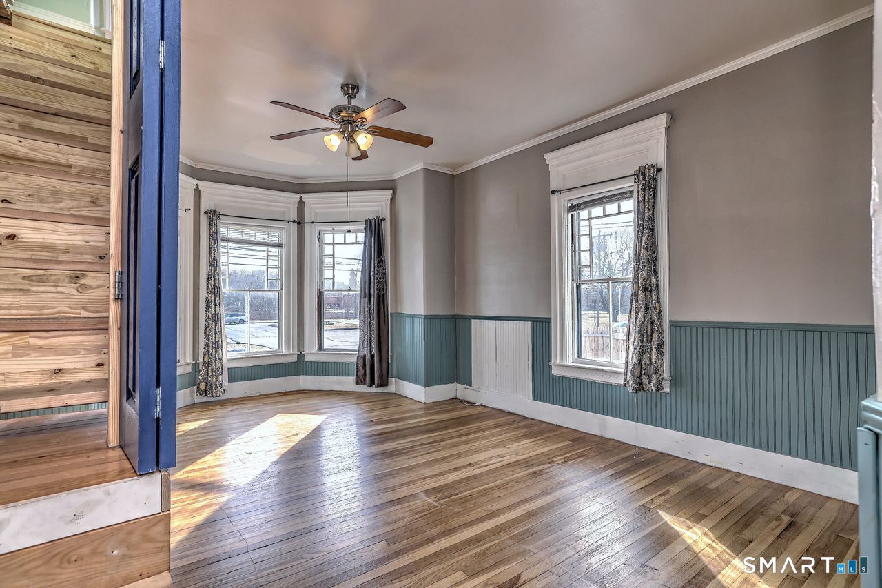 Homes for sale in Putnam, CT | 136 Church St, Putnam, CT 06260 | MLS# 24144943