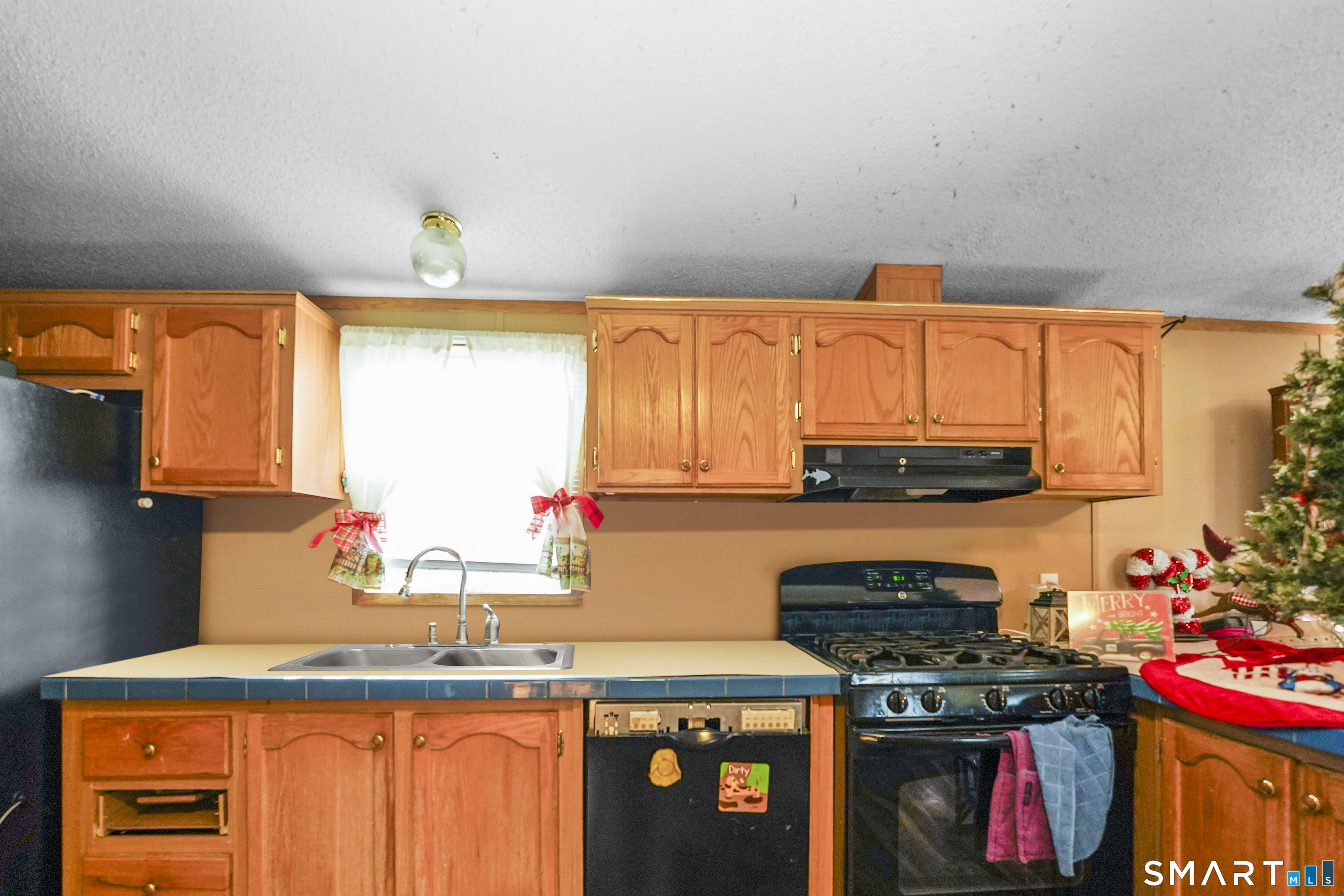 Homes for sale in Windham, CT | 7 Jessie Ln, Windham, CT 06256 | MLS# 24144877