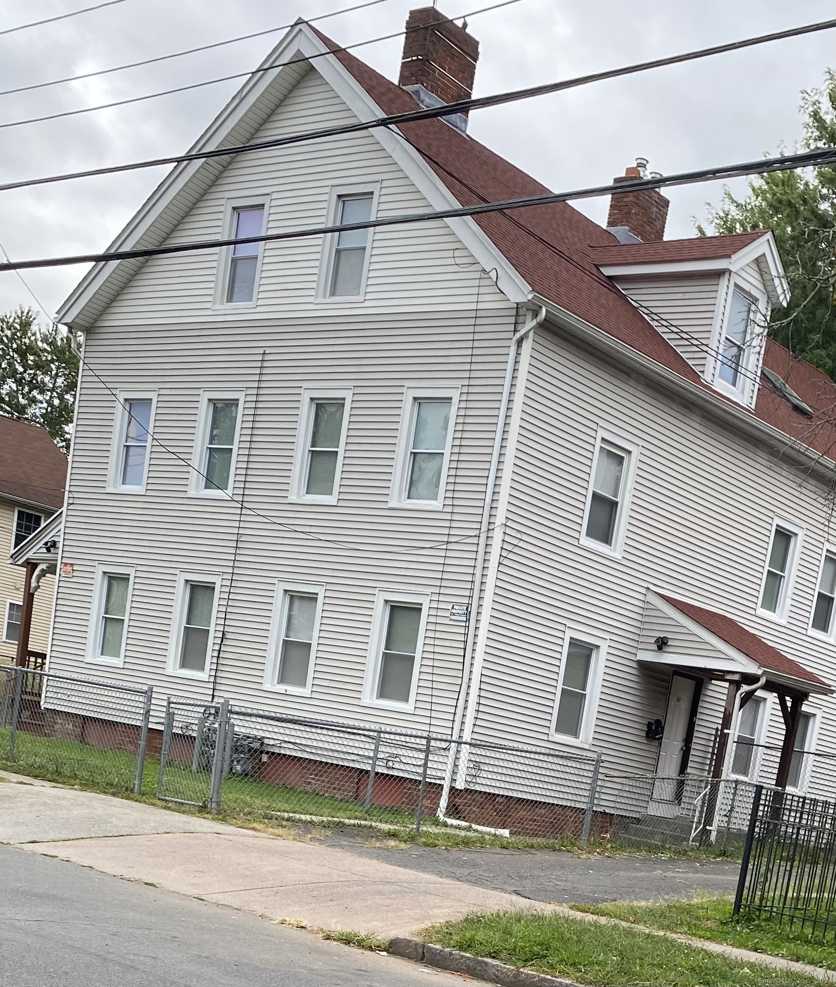 Homes for sale in Hartford, CT | 65 Madison St, Hartford, CT 06106 | MLS# 24145021